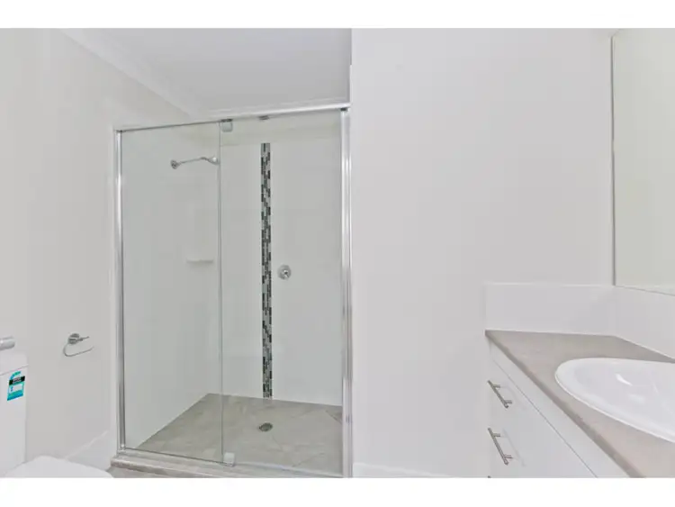 Fifth view of Homely house listing, 4/1-9 Arthur Street, Ormiston QLD 4160