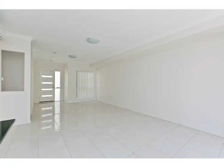 Third view of Homely townhouse listing, 9/21-23 Island Street, Cleveland QLD 4163