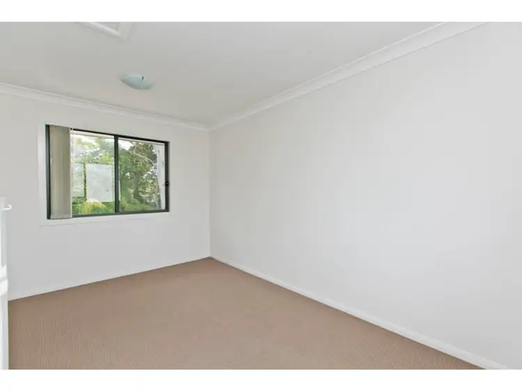Seventh view of Homely townhouse listing, 8/9 Michelle Court, Cleveland QLD 4163