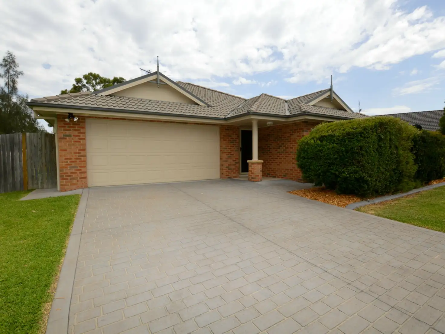 Main view of Homely house listing, 10 Allsop Place, Singleton NSW 2330