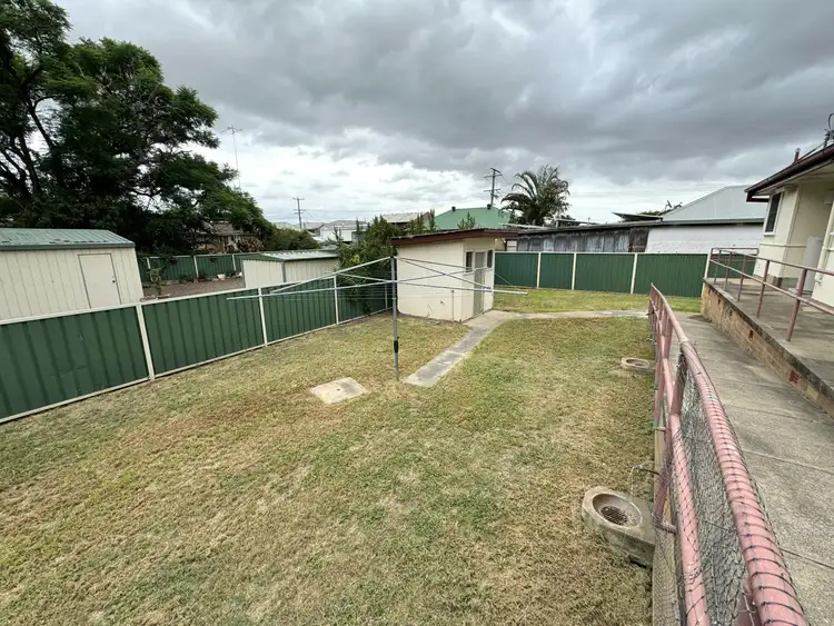 Fifth view of Homely unit listing, 2/3 Buchan Avenue, Singleton NSW 2330