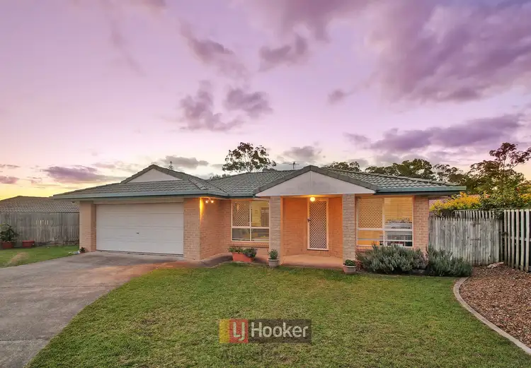 8 Dewick Court, Calamvale QLD 4116