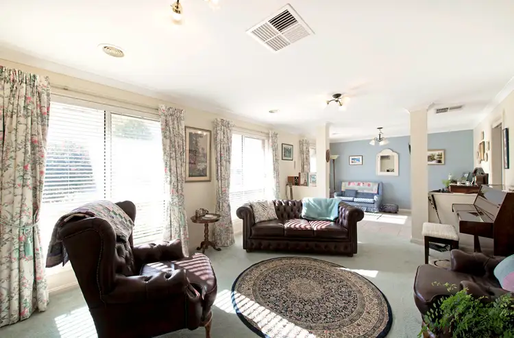 Fifth view of Homely house listing, 2 Sale Place, Amaroo ACT 2914