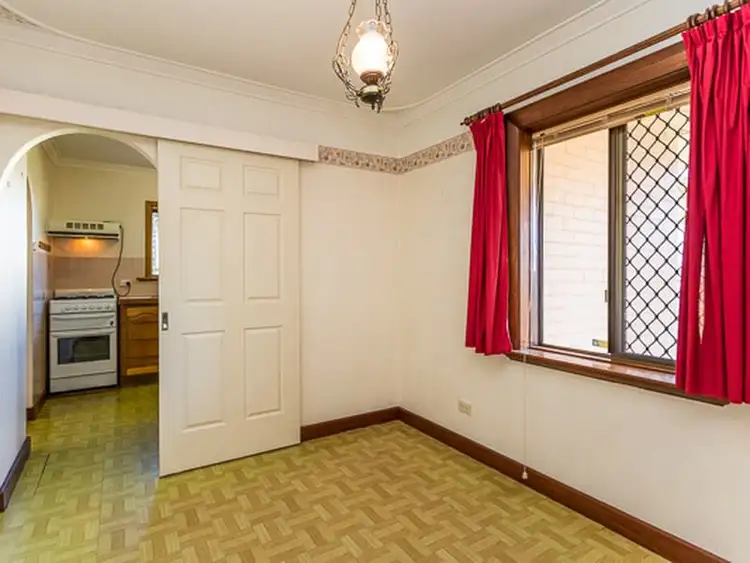 Fifth view of Homely house listing, 81 Amanda Drive, Camillo WA 6111