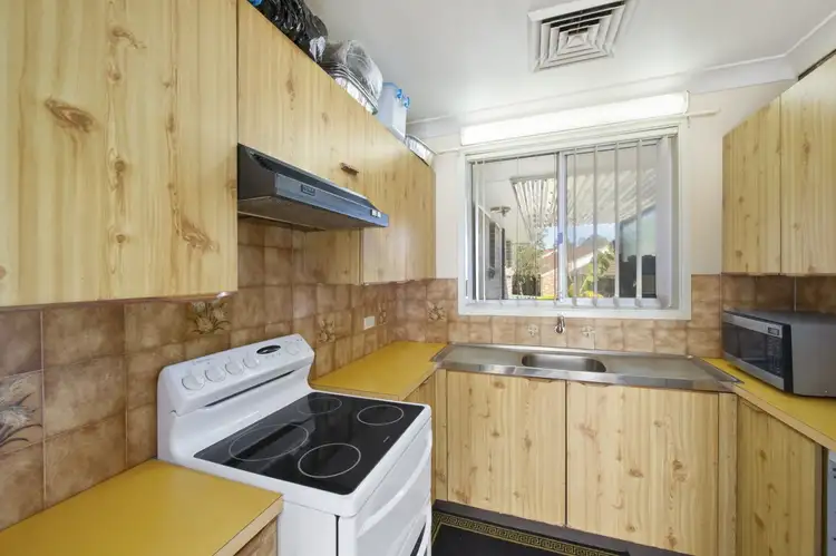 Second view of Homely villa listing, 6/12 Bensley Road, Macquarie Fields NSW 2564