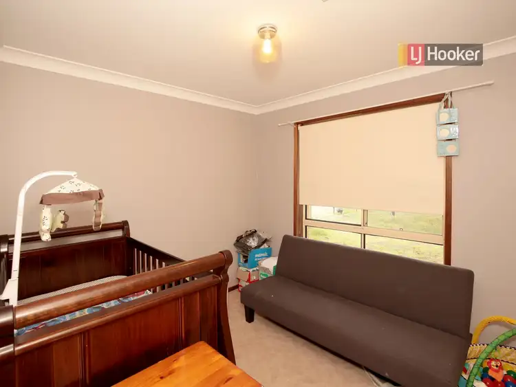 Sixth view of Homely house listing, 37 Eldershaw Drive, Forest Hill NSW 2651
