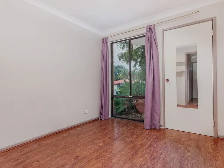 Fifth view of Homely house listing, 6 Perriam Close, Parmelia WA 6167