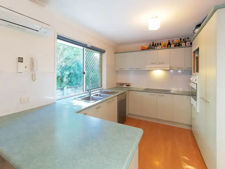 Fourth view of Homely house listing, 1/139 Chatswood Rd, Daisy Hill QLD 4127