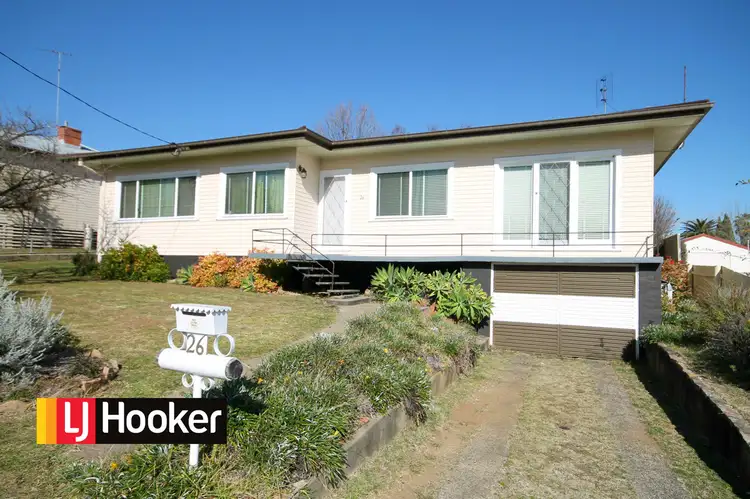 26 May Street, Inverell NSW 2360