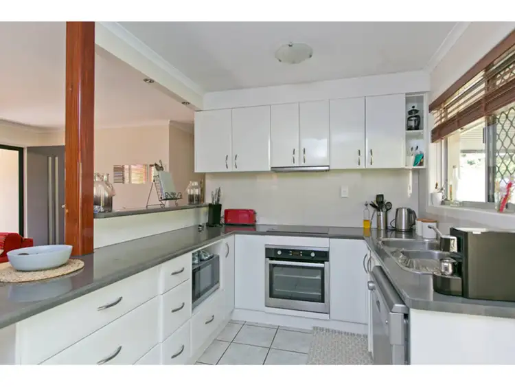 6 Nandeebie Court, Cleveland QLD 4163