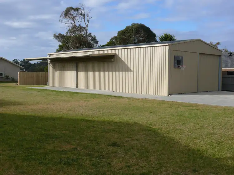 11 Lake Valley Way, Newlands Arm VIC 3875