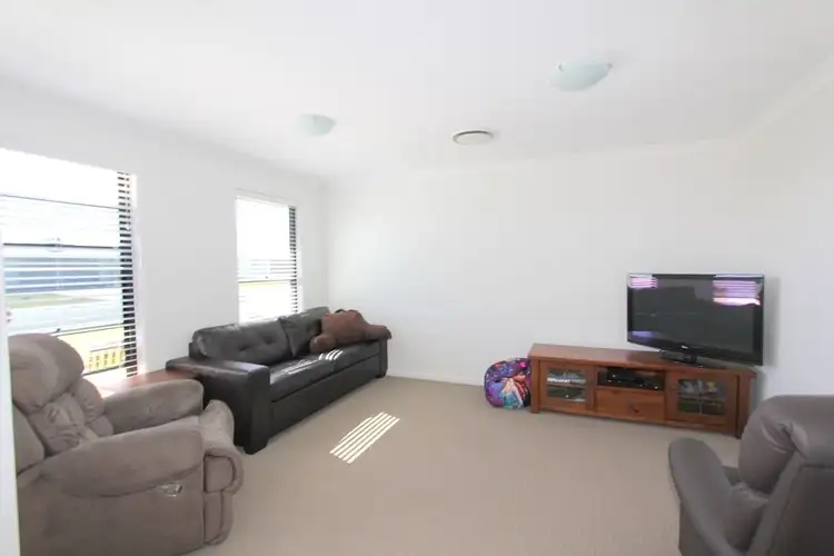 Third view of Homely house listing, 8 Singleton Street, Emerald QLD 4720