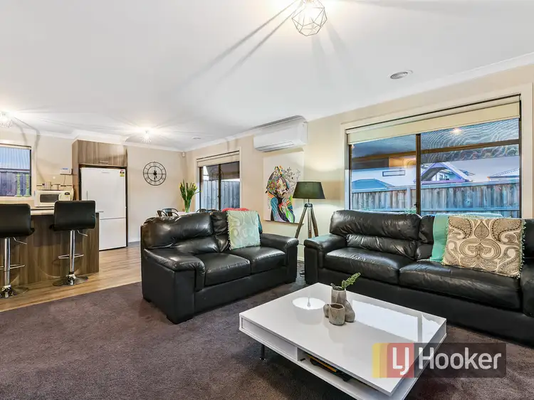 Second view of Homely house listing, 3/19 Cotswold Crescent, Officer VIC 3809