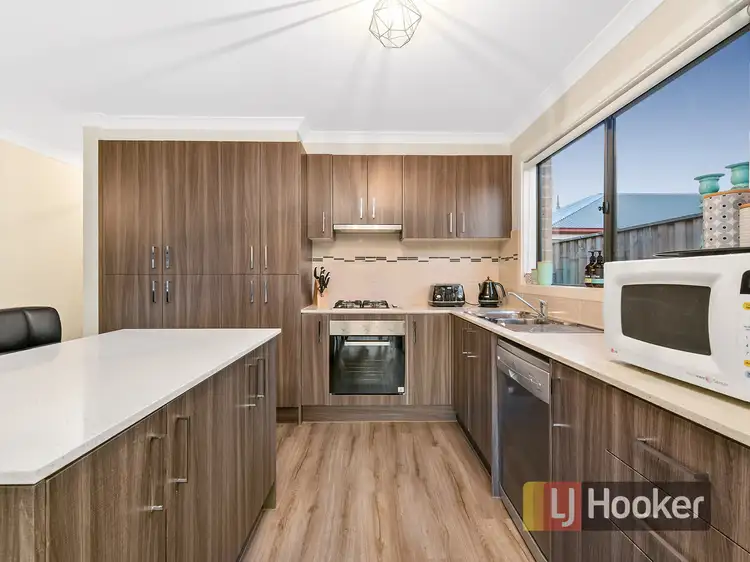 Fourth view of Homely house listing, 3/19 Cotswold Crescent, Officer VIC 3809