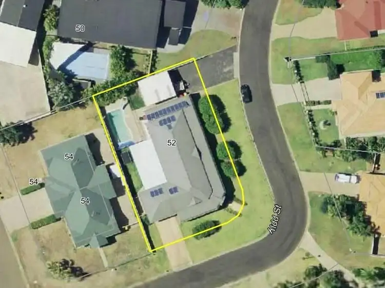 52 Kidd Street, Emerald QLD 4720
