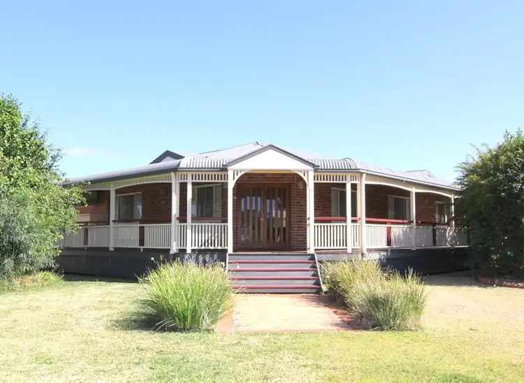 Second view of Homely house listing, 52 Kidd Street, Emerald QLD 4720