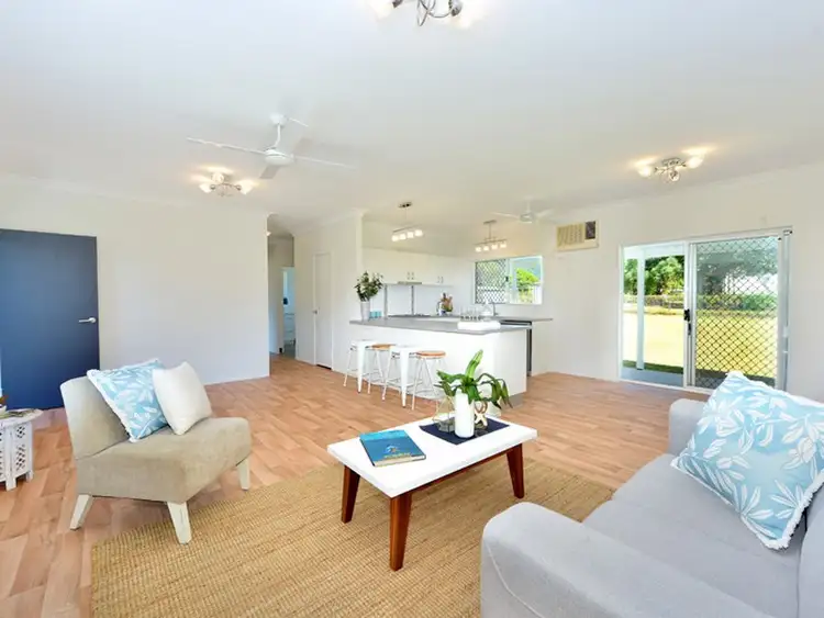 35 Bathurst Drive, Bentley Park QLD 4869