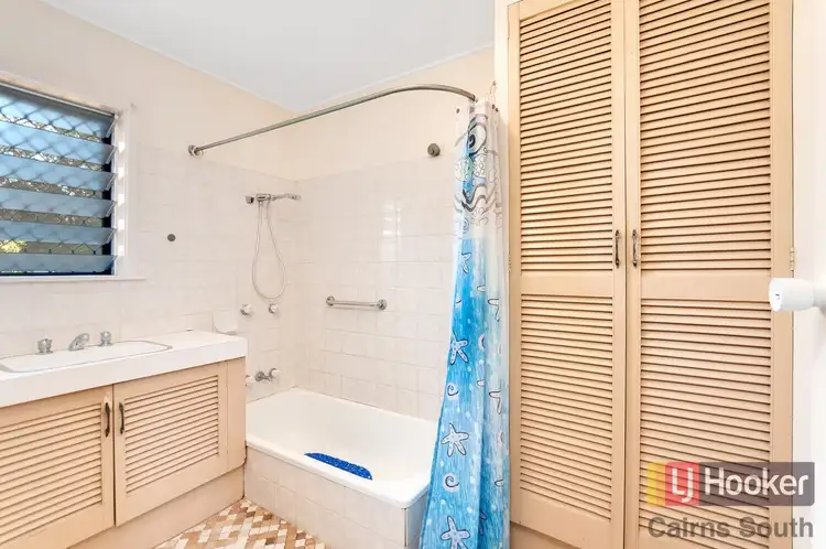 Sixth view of Homely house listing, 17 Jackson Close, Westcourt QLD 4870