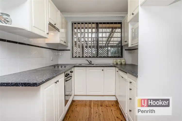 Second view of Homely house listing, 33 Allsopp Drive, Cambridge Gardens NSW 2747