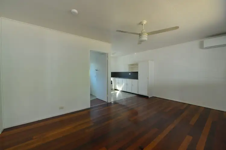 Fifth view of Homely unit listing, Unit 1-3/21 Walters Avenue, West Gladstone QLD 4680