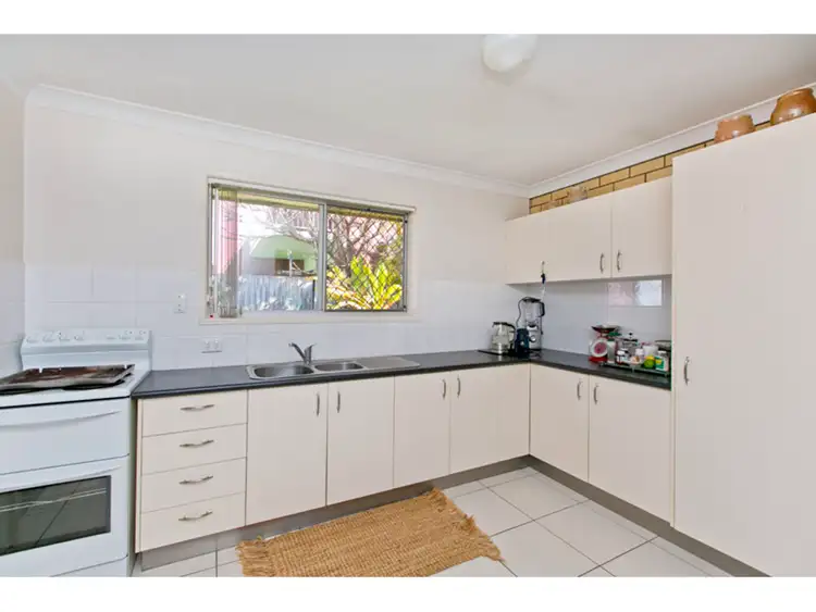 Fifth view of Homely house listing, 25 Yarrow Court, Cleveland QLD 4163