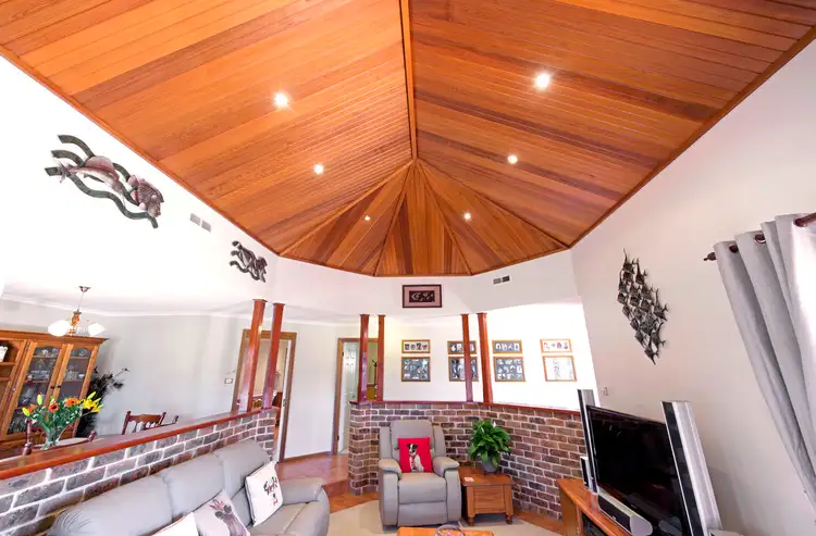 Fifth view of Homely house listing, 2 Tuross Close, Amaroo ACT 2914