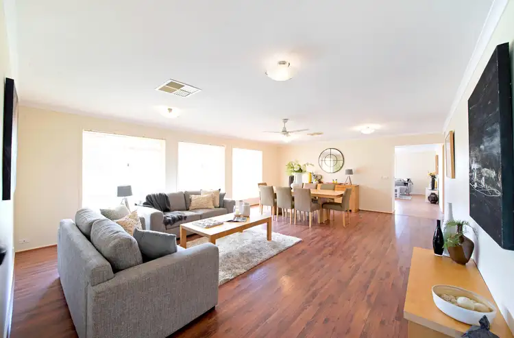 6 Gordon Close, Nicholls ACT 2913