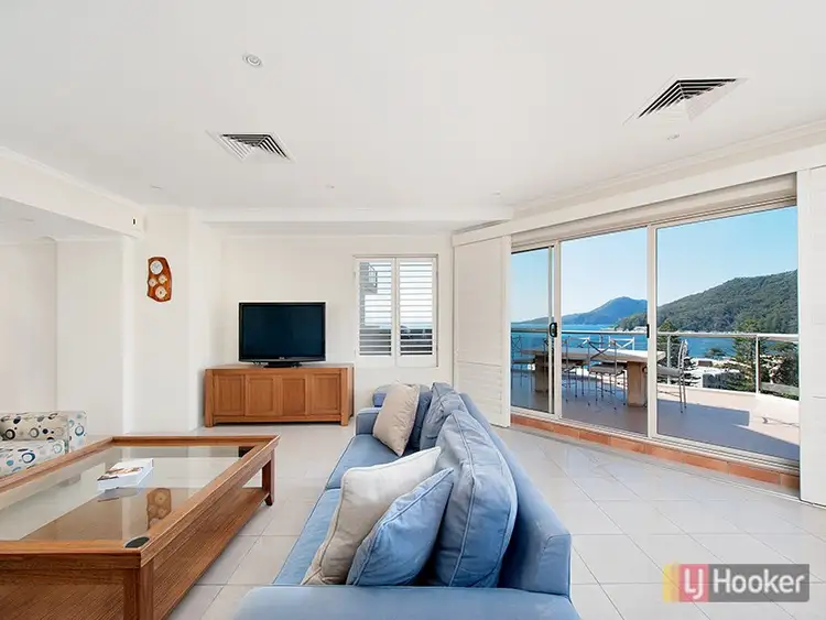 Fourth view of Homely unit listing, 604/2 Messines Street, Shoal Bay NSW 2315