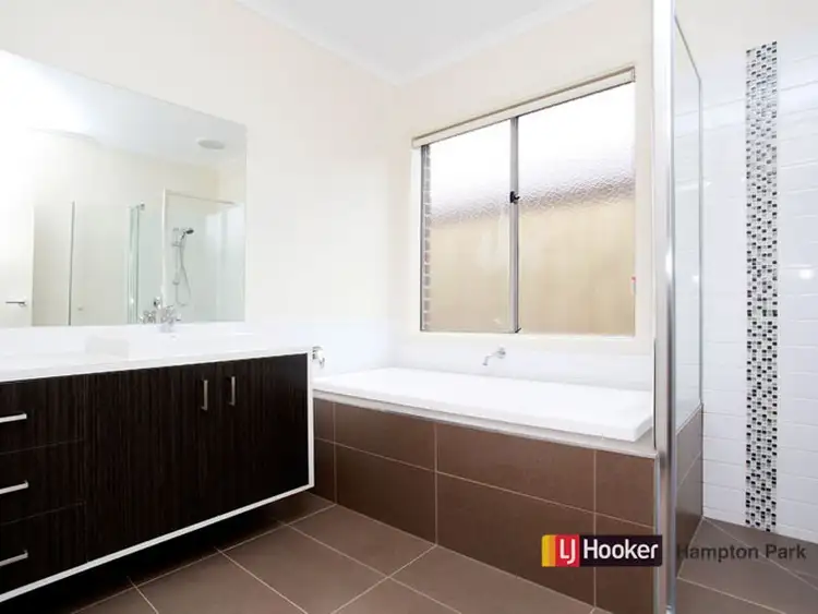 Fourth view of Homely house listing, 265 Fiorelli Boulevard, Cranbourne East VIC 3977