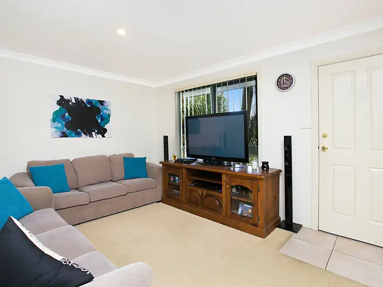 Fourth view of Homely house listing, 2/12 Harriet Close, Raymond Terrace NSW 2324