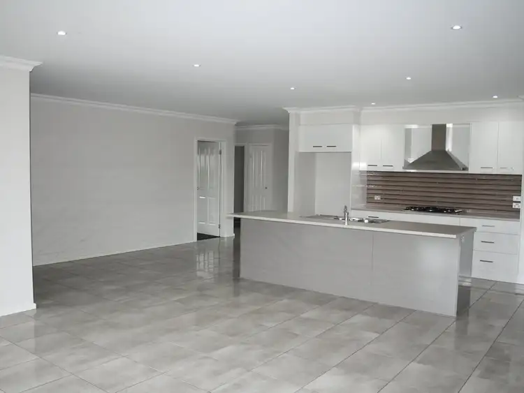 Fifth view of Homely house listing, 14 Shannon Boulevarde, Bairnsdale VIC 3875