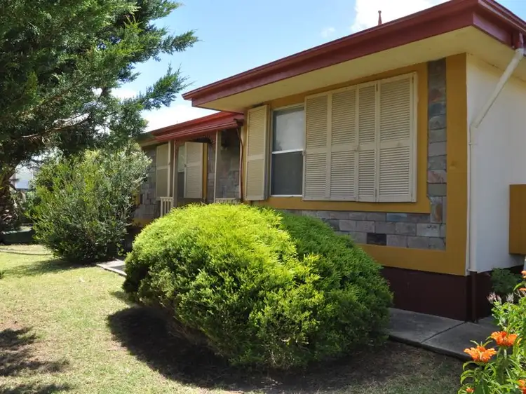4 Brittain Street, Port Elliot SA 5212