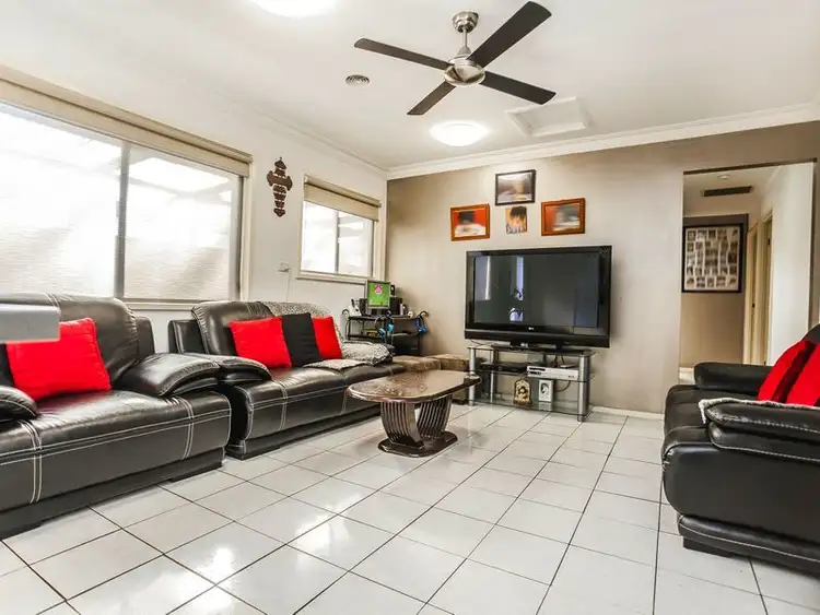 Fourth view of Homely house listing, 5 Allendale Court, Meadow Heights VIC 3048