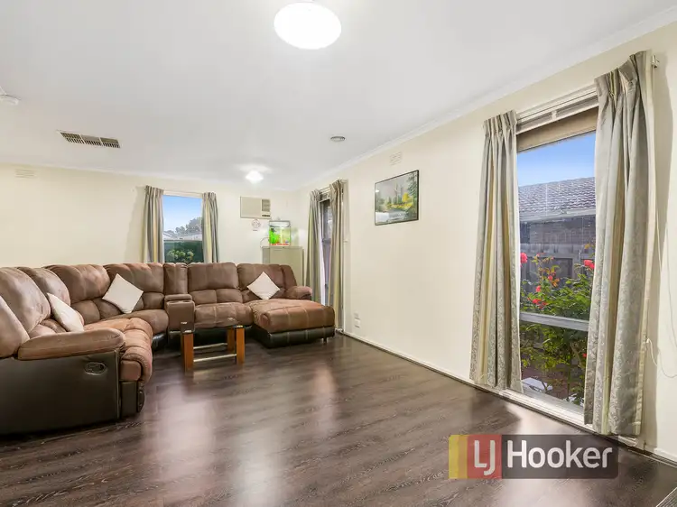 Third view of Homely house listing, 2 Susan Court, Cranbourne VIC 3977
