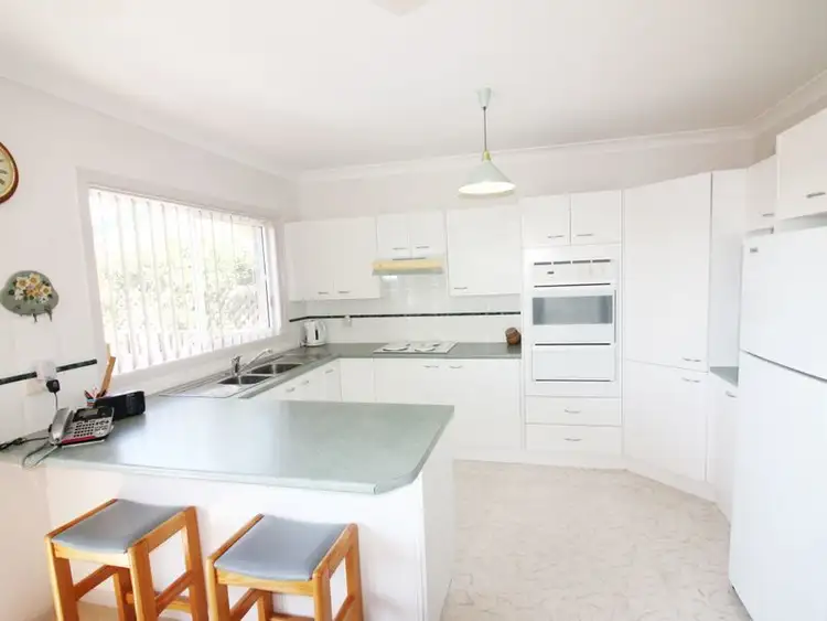 Fifth view of Homely villa listing, 2/279 Victoria Street, Taree NSW 2430