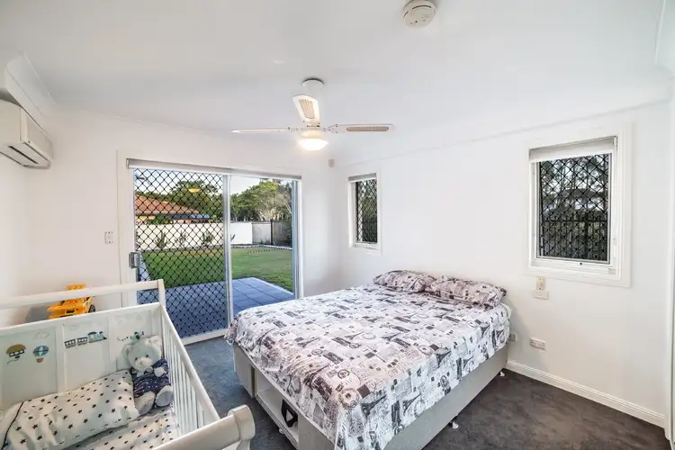 Sixth view of Homely unit listing, 9 Parkview/100 Cotlew Street East, Southport QLD 4215