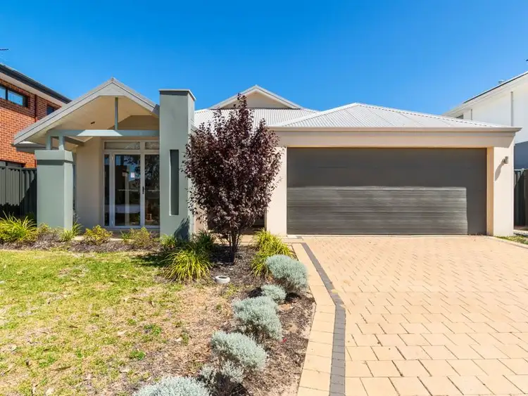 Second view of Homely house listing, 30 Lauraine Drive, Harrisdale WA 6112