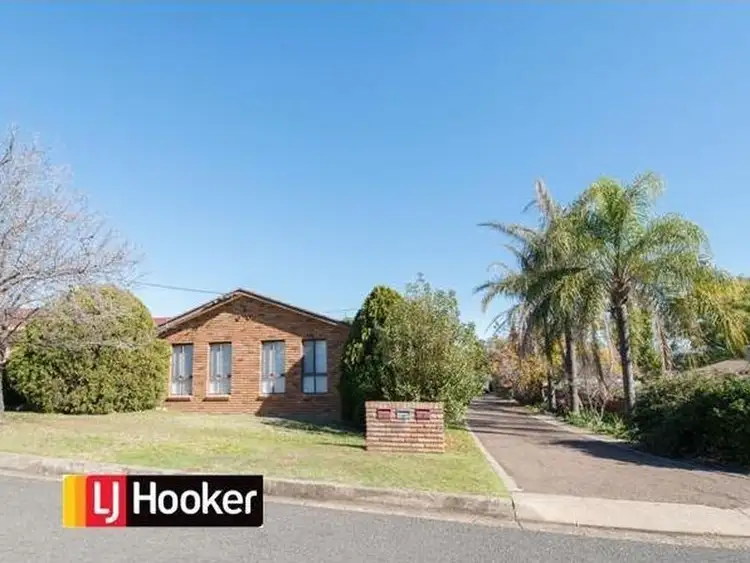 Main view of Homely unit listing, 2/113 Rawson Avenue, East Tamworth NSW 2340