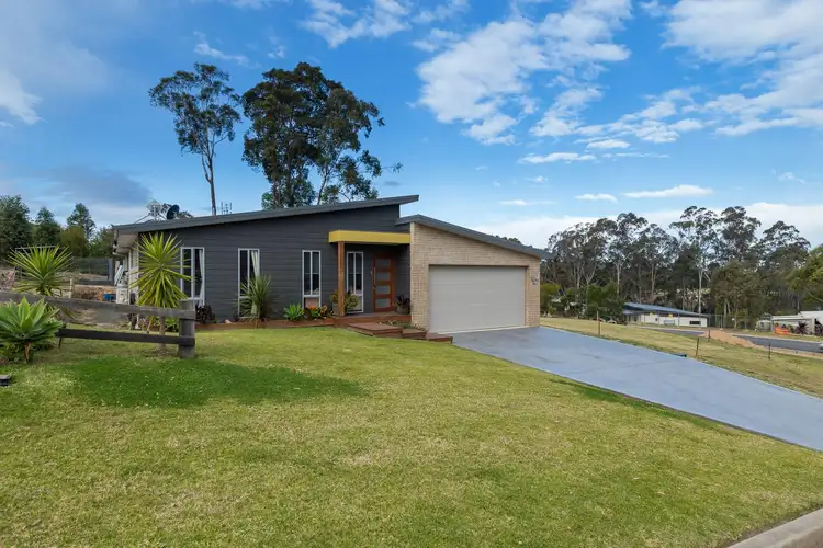 1 Apple Berry Place, Batemans Bay NSW 2536