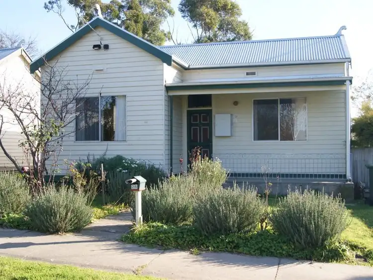 26 McEacharn Street, Bairnsdale VIC 3875