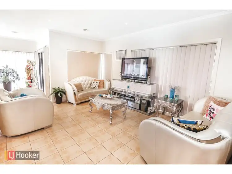Fourth view of Homely house listing, 4 Pinehurst Rise, Craigieburn VIC 3064
