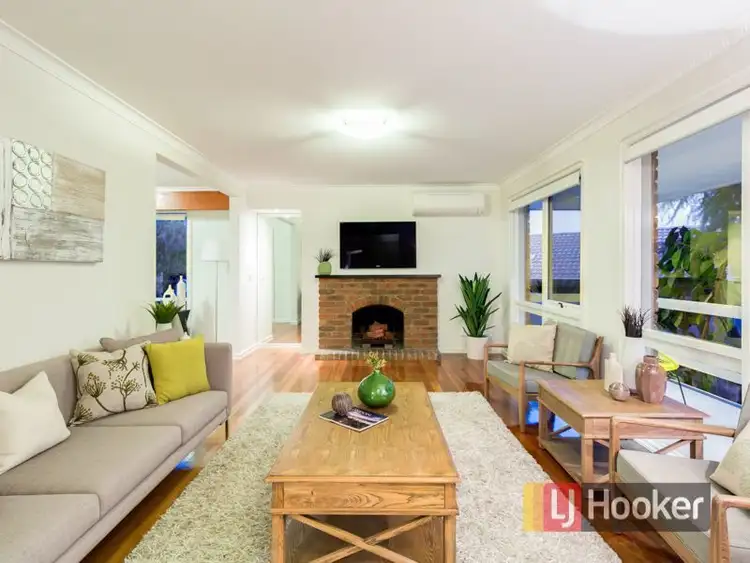 Third view of Homely house listing, 6 Hobbs Court, Endeavour Hills VIC 3802