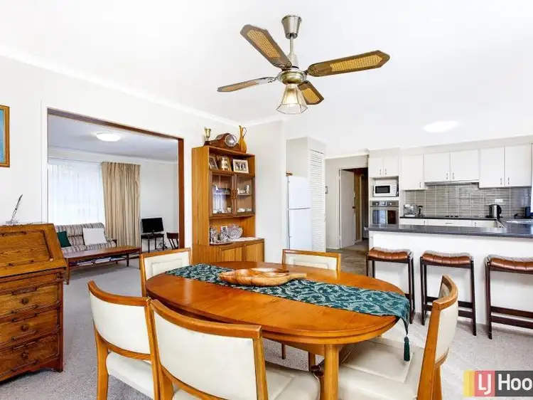 25 Woodger Parade, Queanbeyan NSW 2620