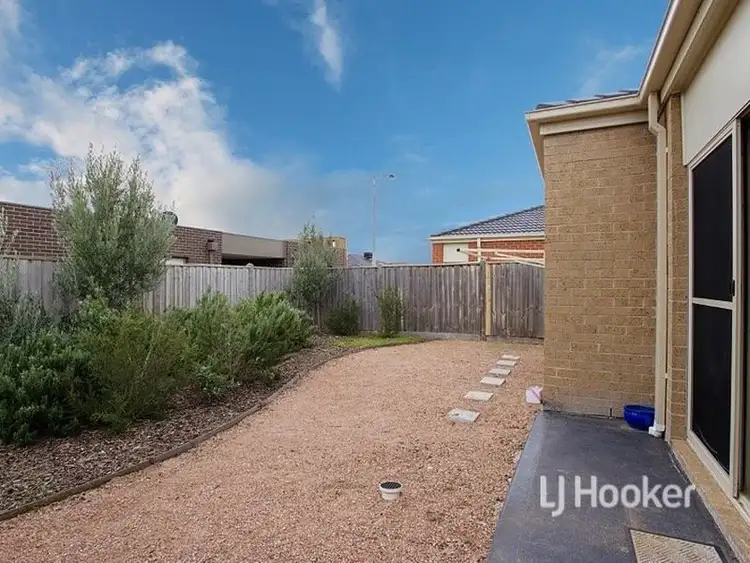 Seventh view of Homely house listing, 4 Mazel Drive, Tarneit VIC 3029