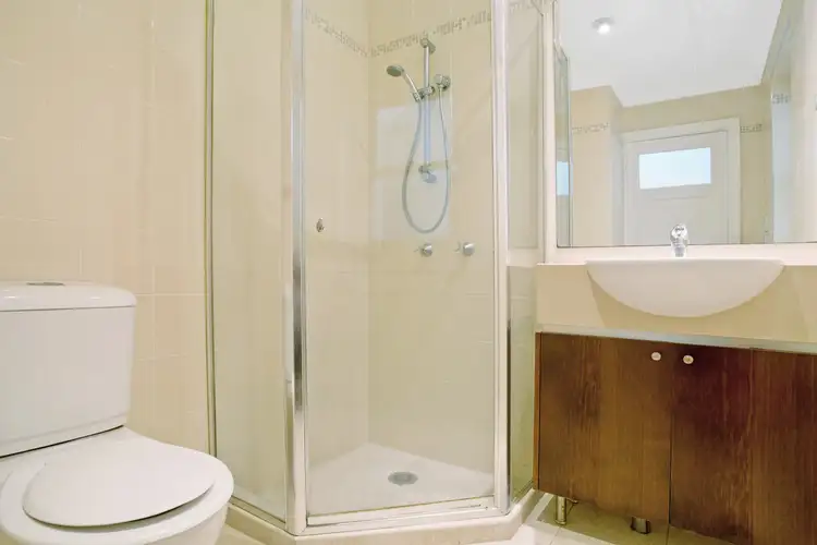 Sixth view of Homely apartment listing, 2/33 Darley Road, Manly NSW 2095