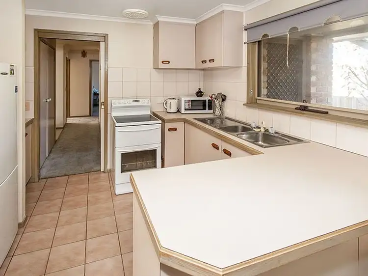 Fourth view of Homely townhouse listing, 1/21 Cutts Avenue, Croydon VIC 3136