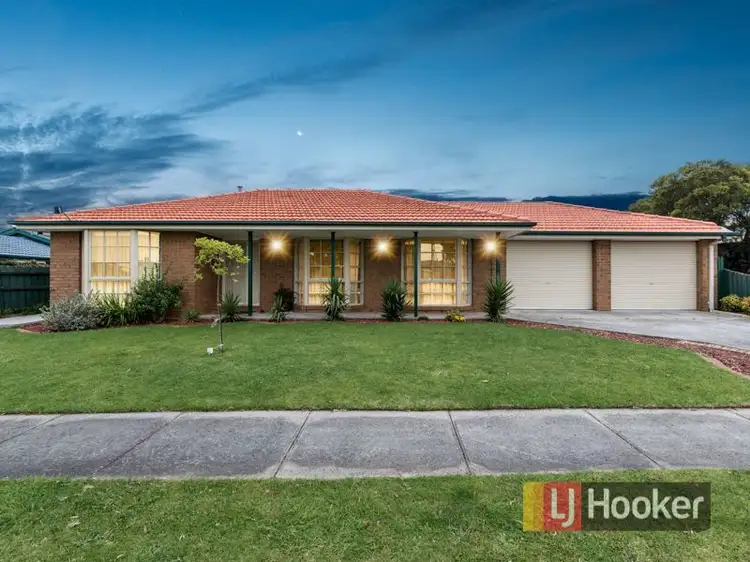 30 Monahans Road, Cranbourne VIC 3977