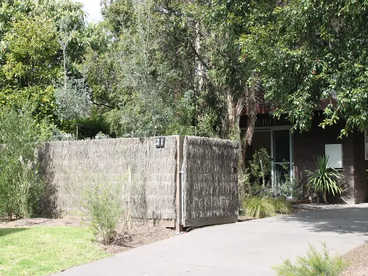 21 Veronica Street, Inverloch VIC 3996