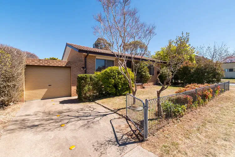 2 McCarthy Place, Charnwood ACT 2615
