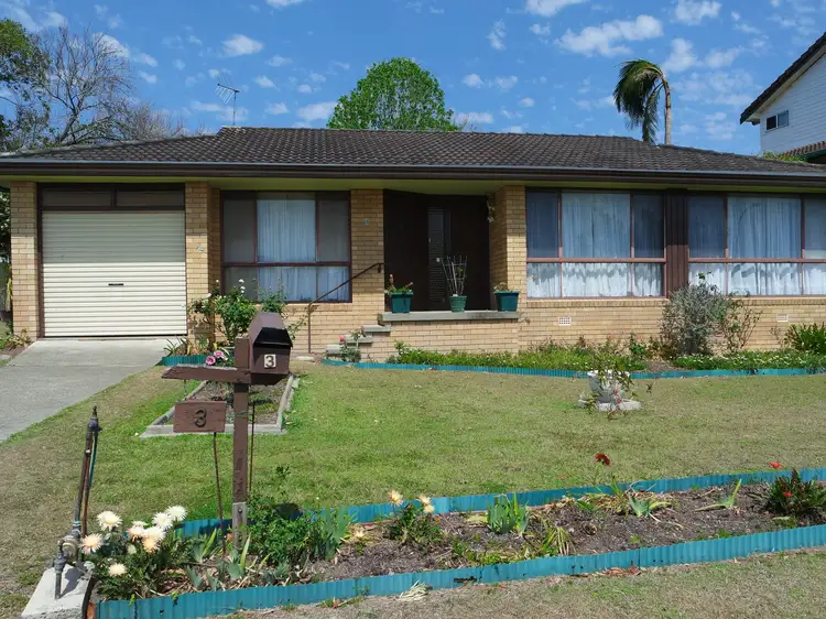 3 Hillcrest Avenue, Wingham NSW 2429